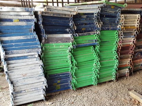 แผ่นทางเดินนั่งร้าน